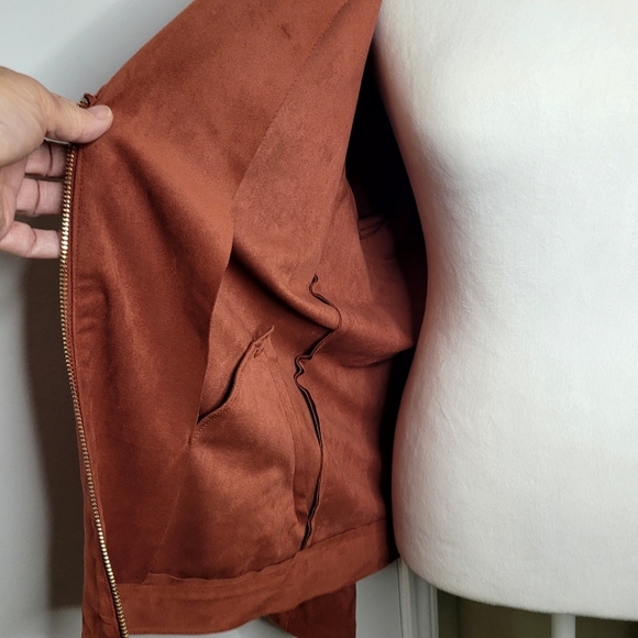 Chicos Rust Faux Leather Full Zip Elongated Jacket Size 12/14 - Picture 8 of 13